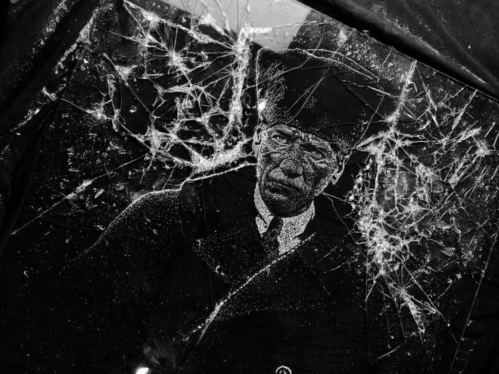 Atatürk shattered glass portrait by Yasin Uca